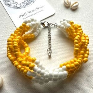 Mallet ildé type saint bracelet or bracelet. In this case it is ildé of Oshun.